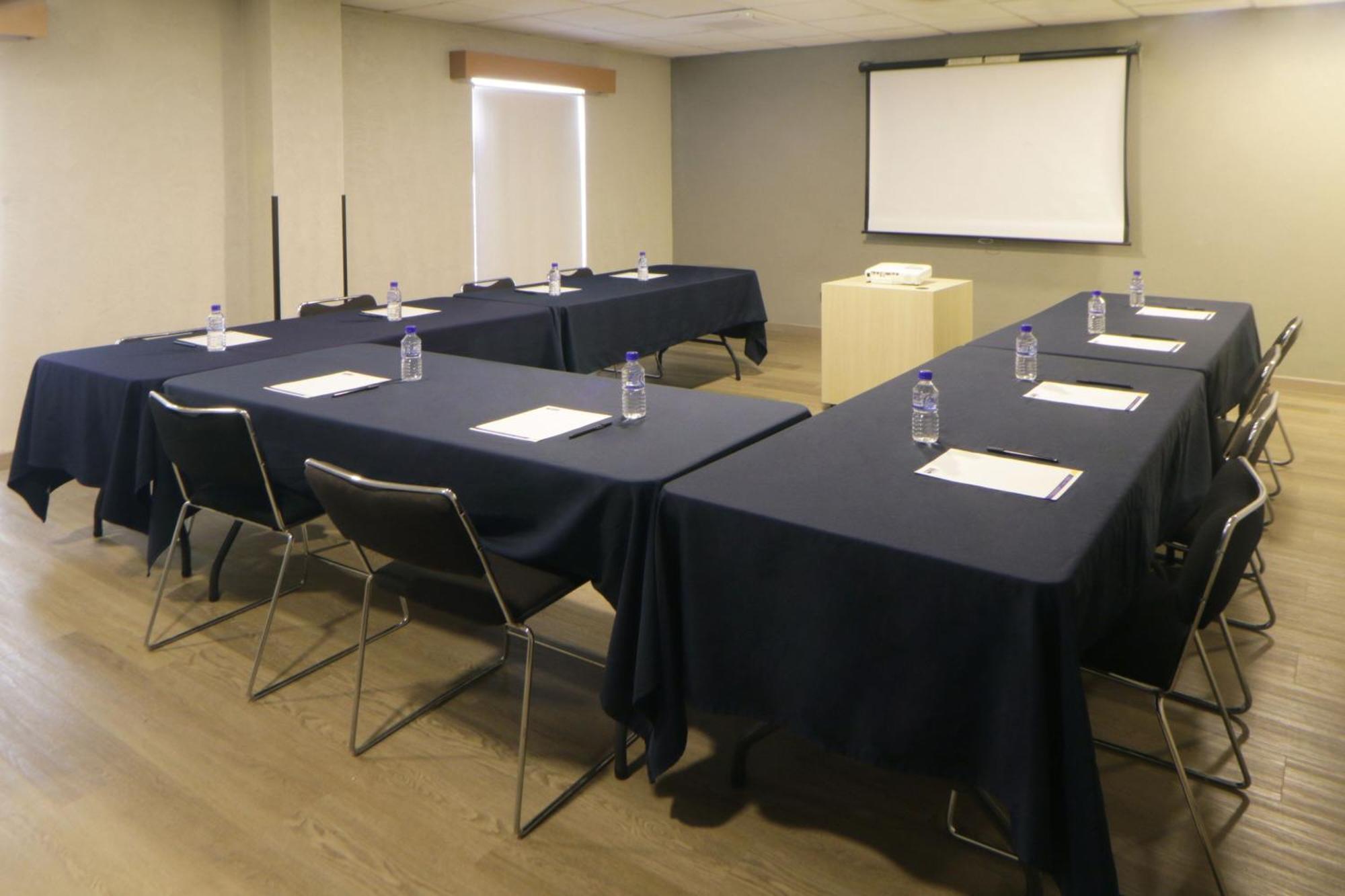 City Express By Marriott Nuevo Laredo Exterior foto