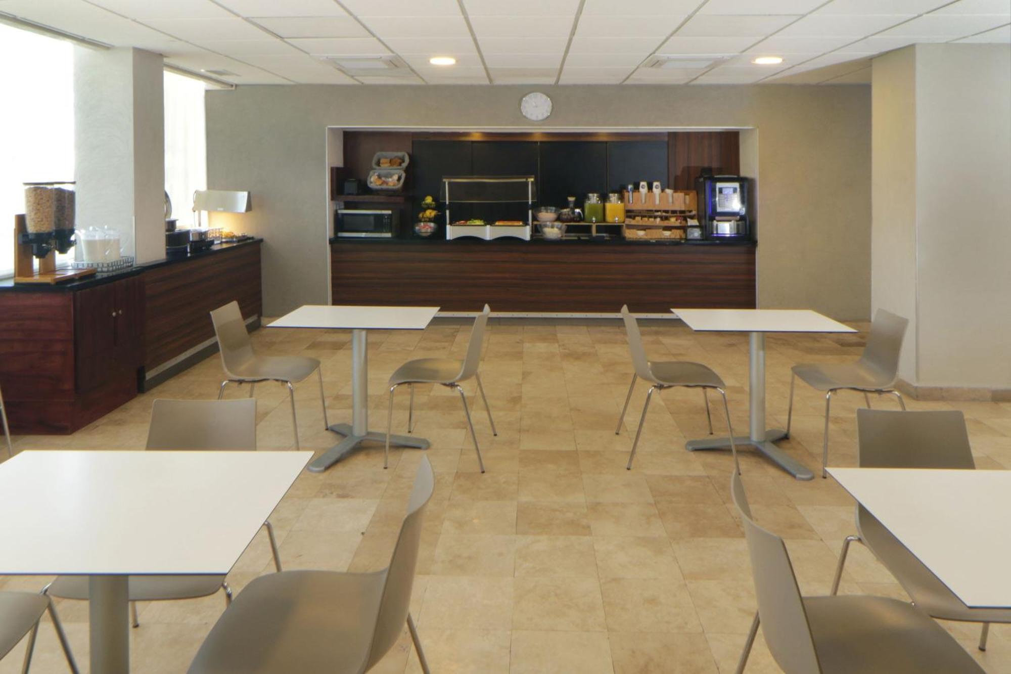 City Express By Marriott Nuevo Laredo Exterior foto